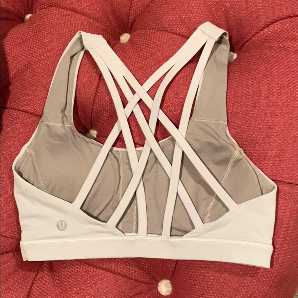 Lululemon sports bra